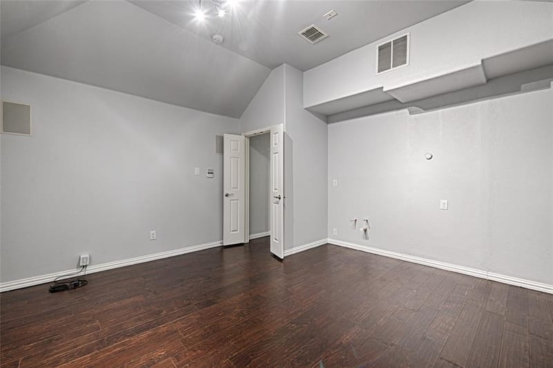 1837 Lakeview Drive, DeSoto TX 75115 - Photo 31