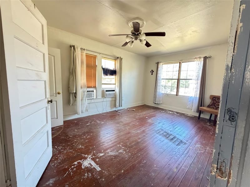 418 N Bunert, Corsicana TX 75110 - Photo 3