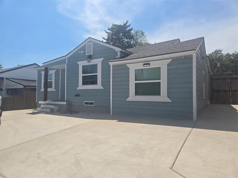 3211 Ramsey Avenue, Dallas TX 75216