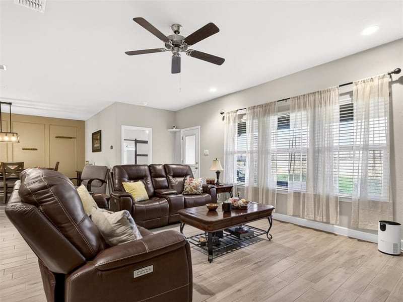 805 Alexandria Lane, Joshua TX 76058 - Photo 12