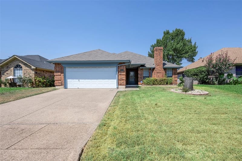 1925 Kings Canyon Circle, Fort Worth TX 76134