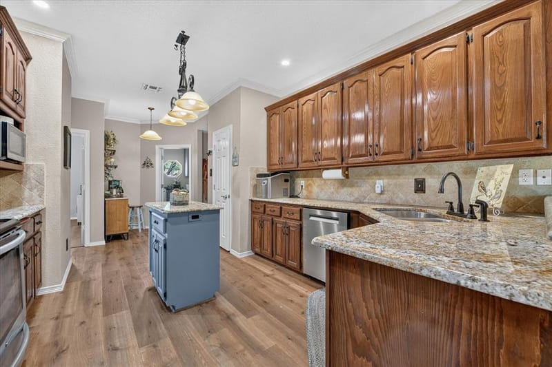 224 Rob Lane, Hudson Oaks TX 76087 - Photo 11