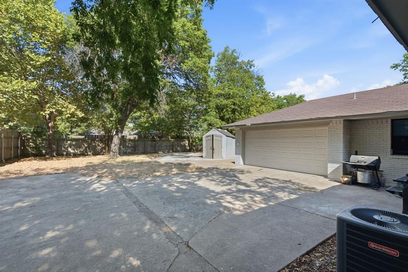 3423 Boulder Drive, Dallas TX 75233 - Photo 28