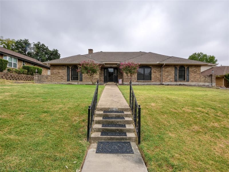 1409 Sun Valley Drive, Garland TX 75043