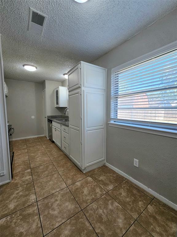 6924 Yorkston Street, Watauga TX 76148 - Photo 18