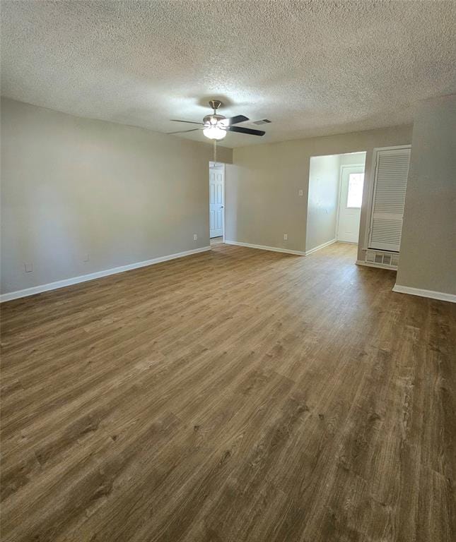6924 Yorkston Street, Watauga TX 76148 - Photo 15