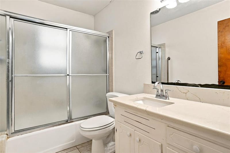 113 Wildwood Court, Azle TX 76020 - Photo 11