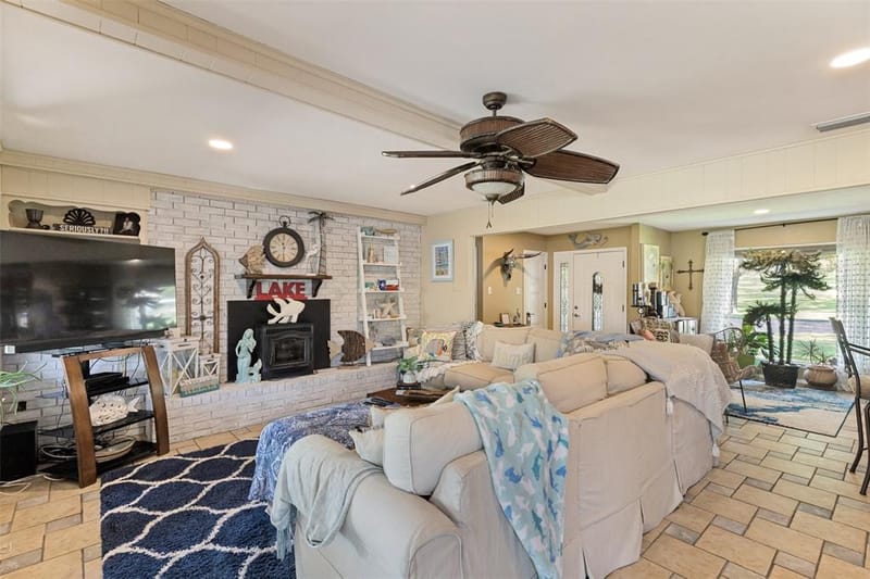 4240 Shore Front Drive, Fort Worth TX 76135 - Photo 6