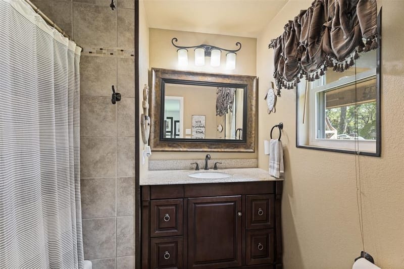 4240 Shore Front Drive, Fort Worth TX 76135 - Photo 15