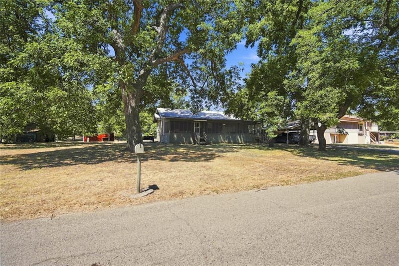 7094 Horseshoe Bend Trail, Weatherford TX 76087 - Photo 23