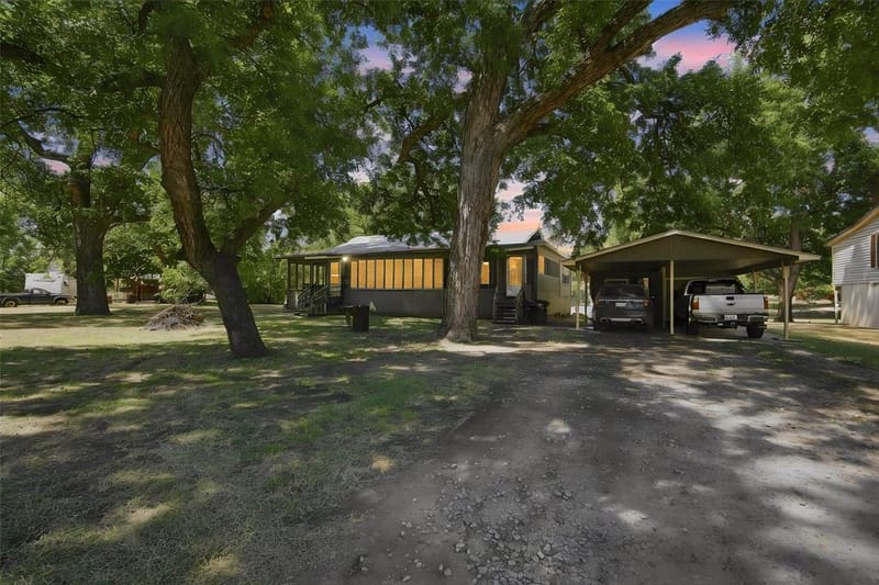 7094 Horseshoe Bend Trail, Weatherford TX 76087