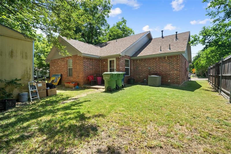 1724 Willow Hollow Drive, Garland TX 75040 - Photo 16