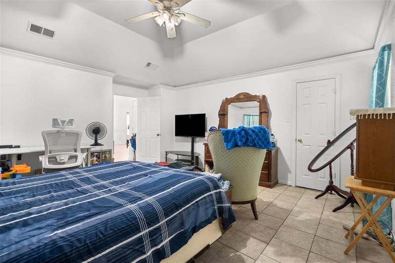 1724 Willow Hollow Drive, Garland TX 75040 - Photo 12