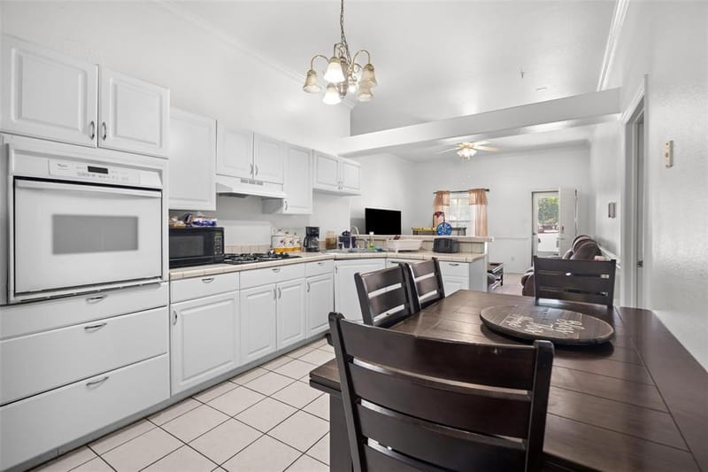 1724 Willow Hollow Drive, Garland TX 75040 - Photo 7