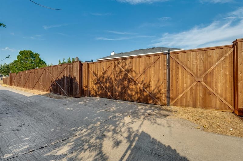 1421 Logan Drive, Lancaster TX 75146 - Photo 25