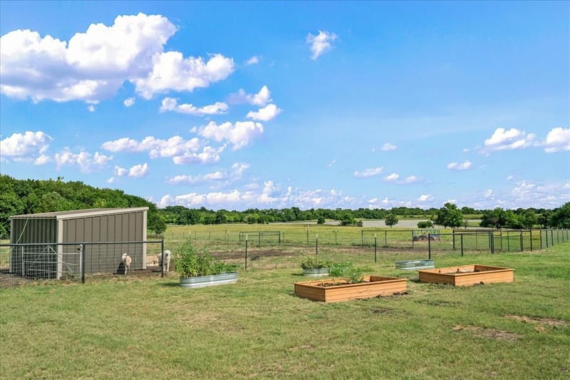 1284 COUNTY ROAD 4940, Leonard TX 75452 - Photo 34