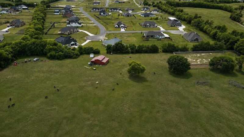 1701 Flint circle Circle, Van Alstyne TX 75495