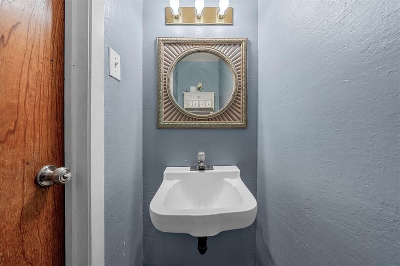 739 N Old Robinson Road, Robinson TX 76706 - Photo 30