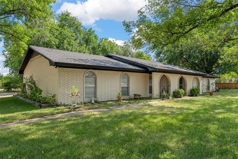 739 N Old Robinson Road, Robinson TX 76706 - Photo 4