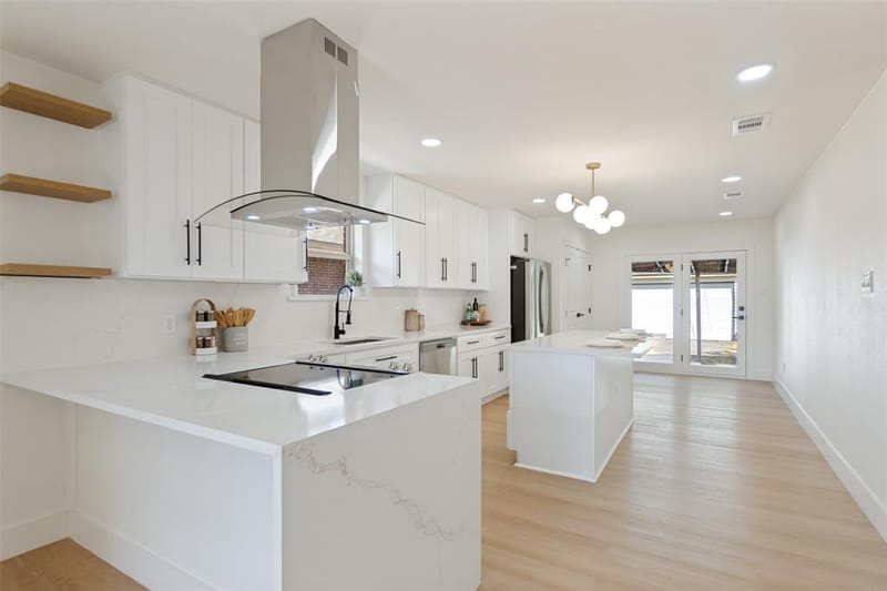 9102 Lindaro Lane, Dallas TX 75228