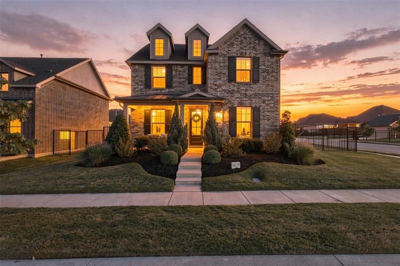 1829 Temple Hills, Van Alstyne TX 75495 - Photo 2