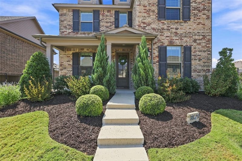 1829 Temple Hills, Van Alstyne TX 75495 - Photo 3