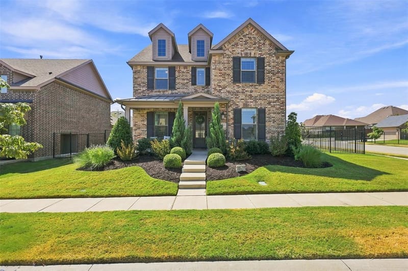 1829 Temple Hills, Van Alstyne TX 75495