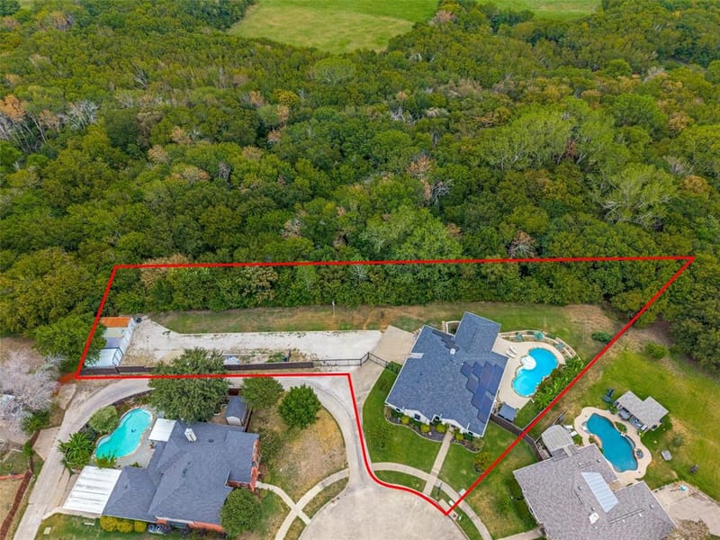 2202 Country Hollow Lane, Garland TX 75040