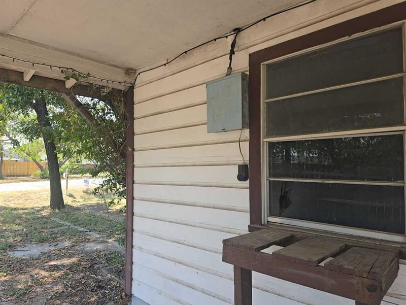 307 E Weaver Avenue, Alvarado TX 76009 - Photo 23