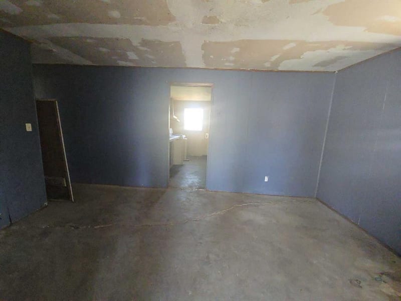 307 E Weaver Avenue, Alvarado TX 76009 - Photo 17