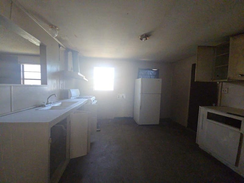 307 E Weaver Avenue, Alvarado TX 76009 - Photo 14