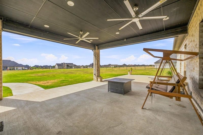 212 Buena Vista Drive, Godley TX 76044 - Photo 31