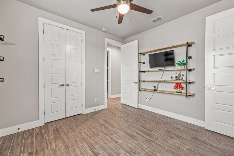 212 Buena Vista Drive, Godley TX 76044 - Photo 29
