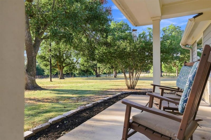 10381 Fm 512, Wolfe City TX 75496 - Photo 4