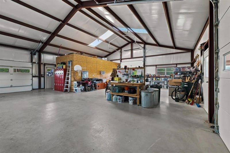 10381 Fm 512, Wolfe City TX 75496 - Photo 25