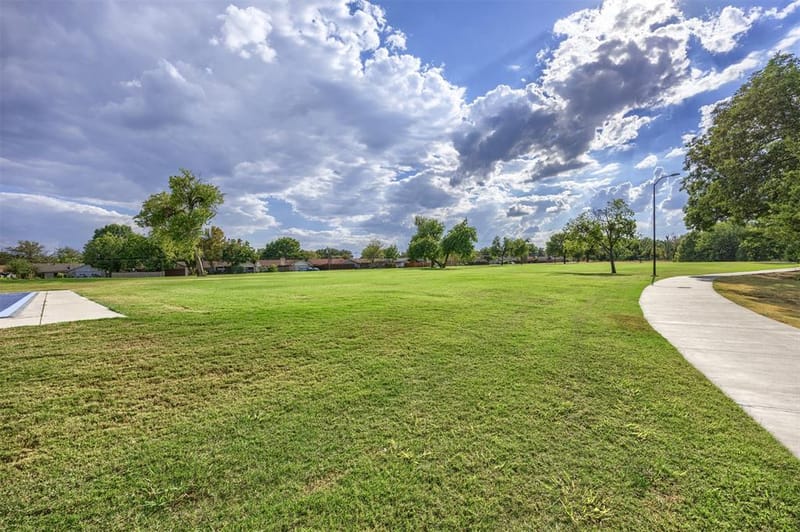 2304 Yorktown Drive, Plano TX 75074 - Photo 27