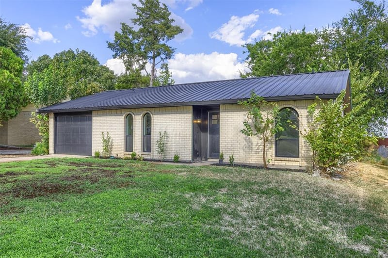 2304 Yorktown Drive, Plano TX 75074 - Photo 4