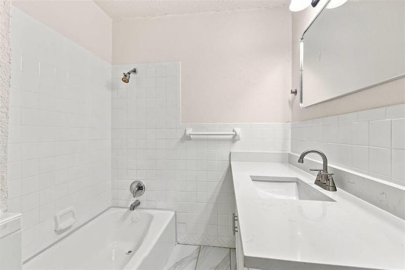 12241 Oberlin Drive, Dallas TX 75243 - Photo 27