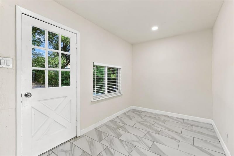 12241 Oberlin Drive, Dallas TX 75243 - Photo 7