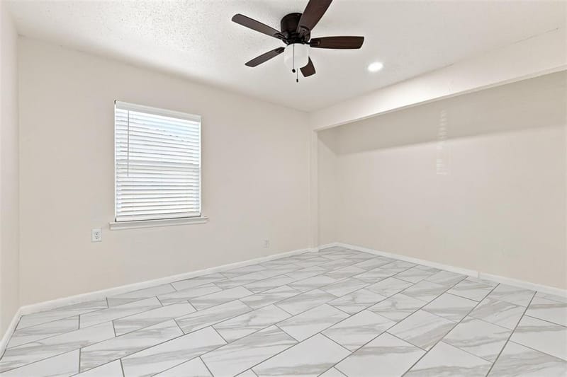 12241 Oberlin Drive, Dallas TX 75243 - Photo 28