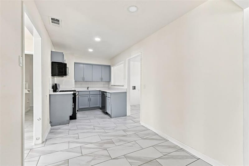 12241 Oberlin Drive, Dallas TX 75243 - Photo 20