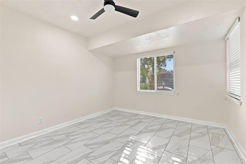 12241 Oberlin Drive, Dallas TX 75243 - Photo 29