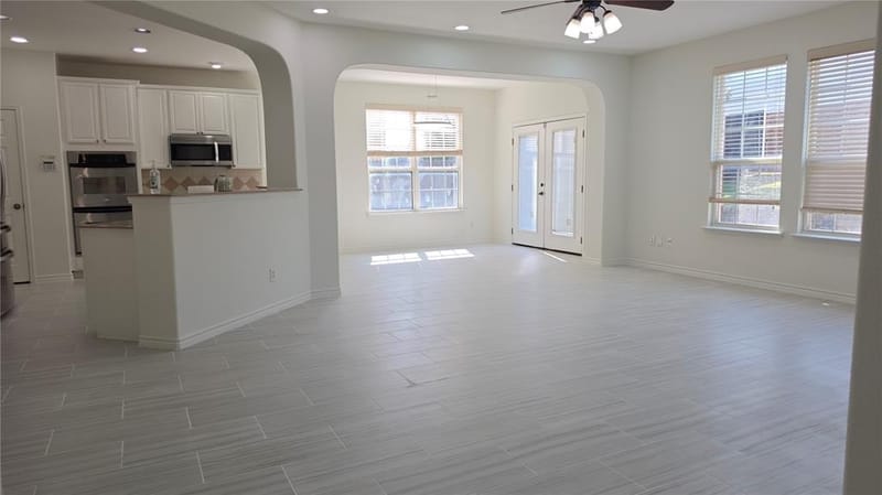 606 Port Royale Way, Euless TX 76039 - Photo 7
