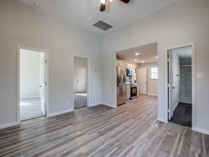 3204 5TH Avenue, Fort Worth TX 76110 - Photo 9