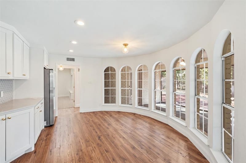 2105 Wilson Drive, Arlington TX 76011 - Photo 7
