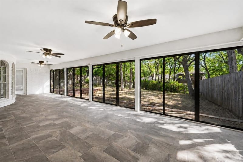 2105 Wilson Drive, Arlington TX 76011 - Photo 18