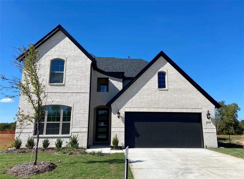 310 Devonshire Drive, Greenville TX 75401
