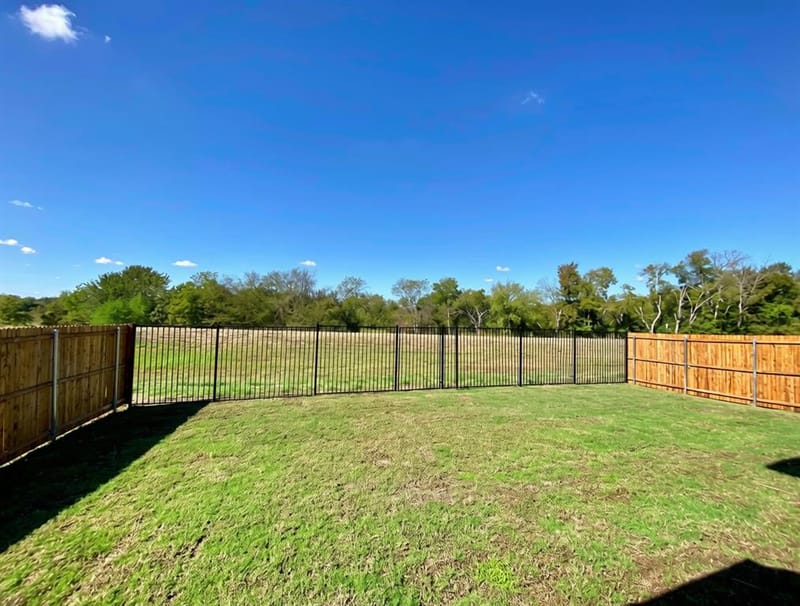 310 Devonshire Drive, Greenville TX 75401 - Photo 34