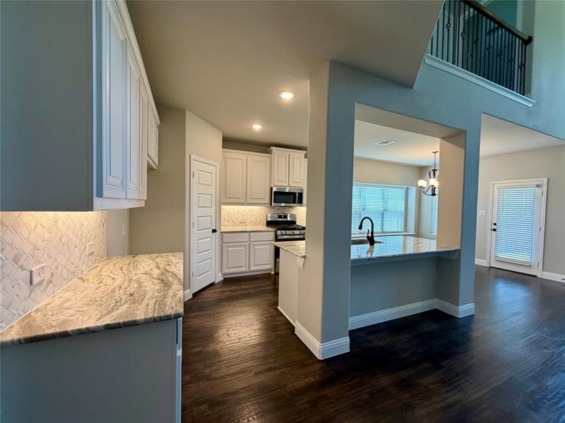 350 Devonshire Drive, Greenville TX 75401 - Photo 9