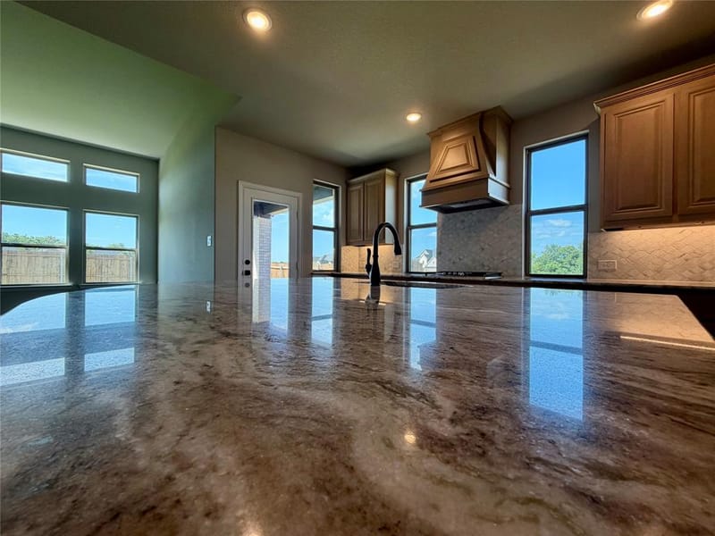465 Aldred Street, Greenville TX 75401 - Photo 12